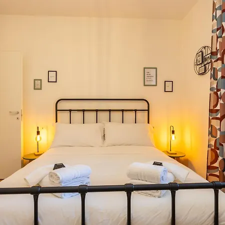 Domus Aqua Alexandrina By Rentbeat Apartment